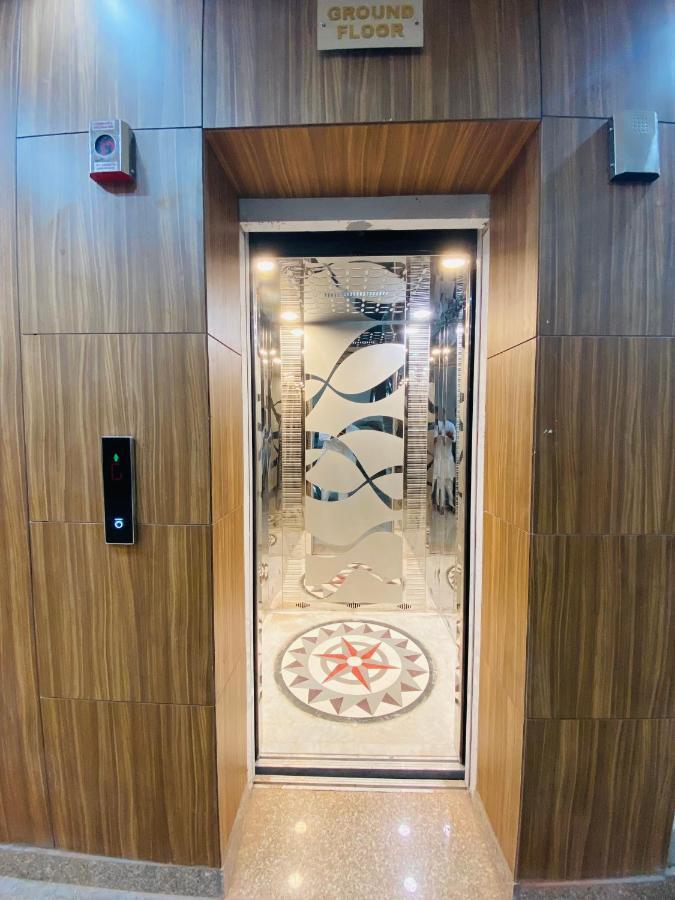 As Global Hotel Noida Kültér fotó
