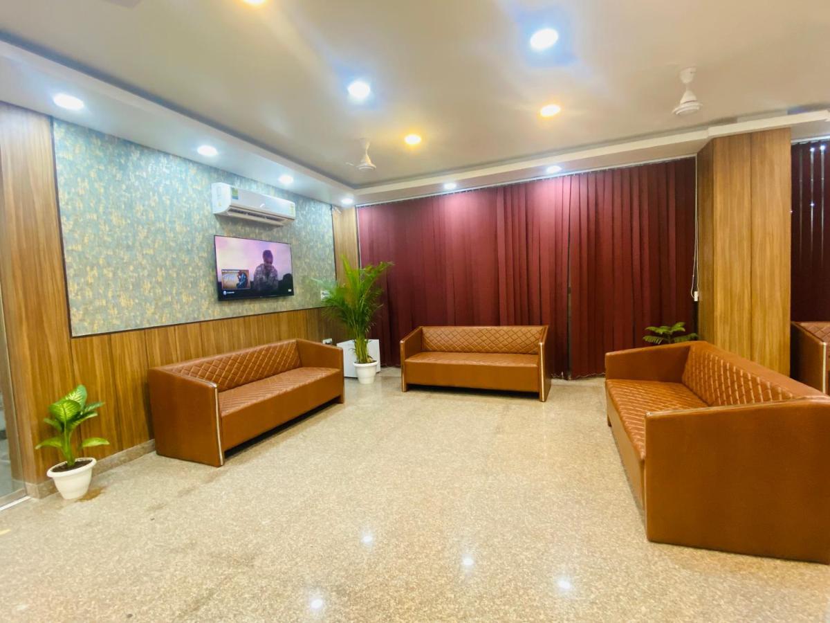 As Global Hotel Noida Kültér fotó
